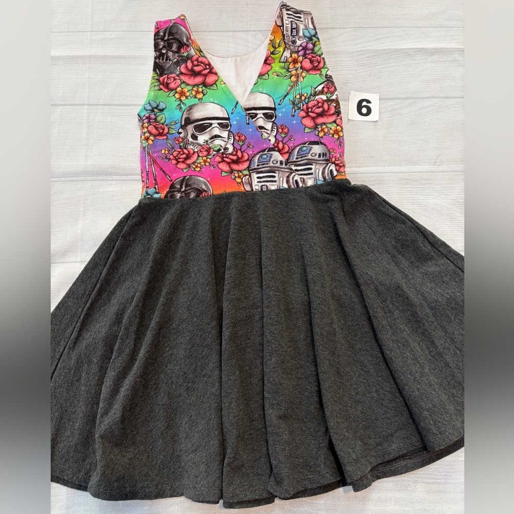 Malia and Kai Kids Floral Star Wars dress - Picture 4 of 4